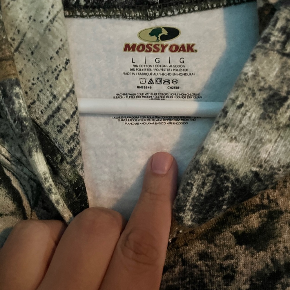Mossy Oak Forest Pattern Hoodie - Picture 6 of 6